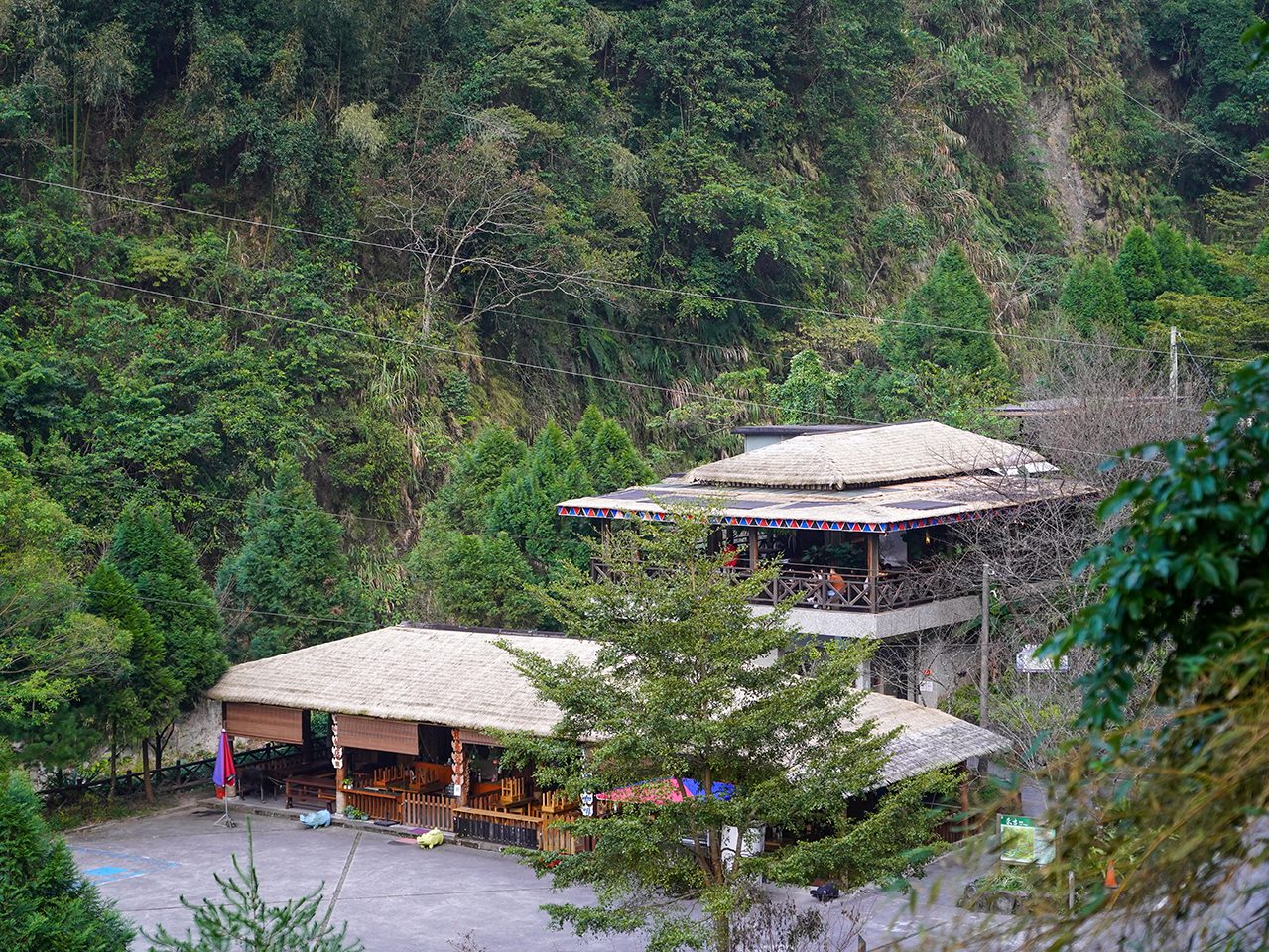 富足聖山市集